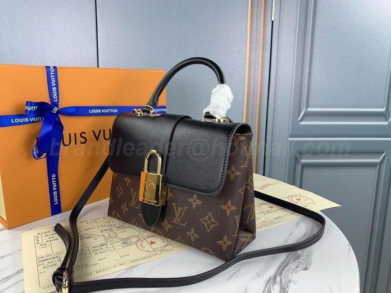 Louis Vuitton Handbags 112